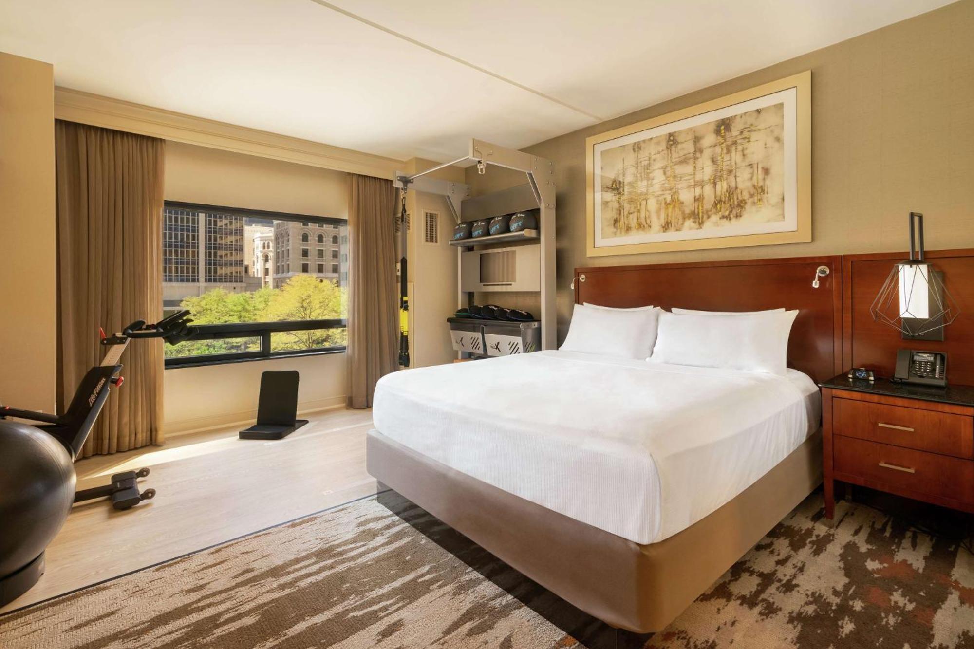 Hotel Hilton Center 4*