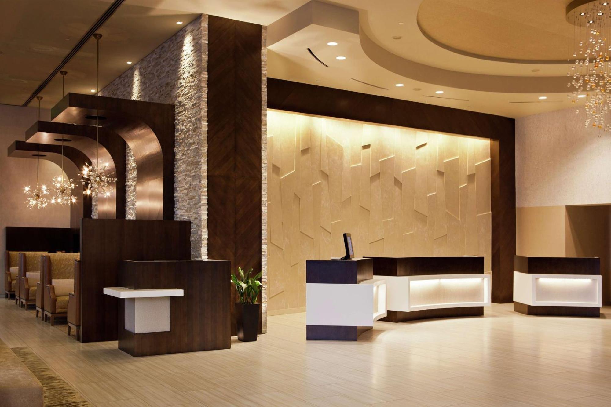 Hilton Center Hotel Denver